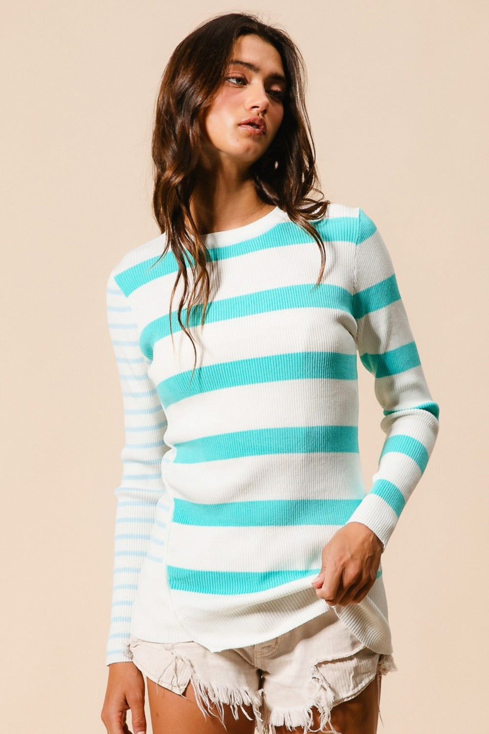 **BiBi Contrast Striped Asymmetrical Hem Knit Top