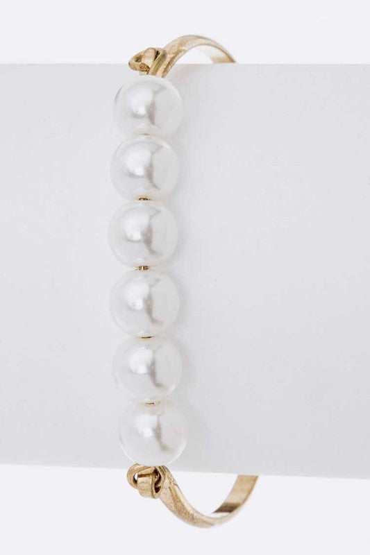 Strand Pearl Hook Bangle